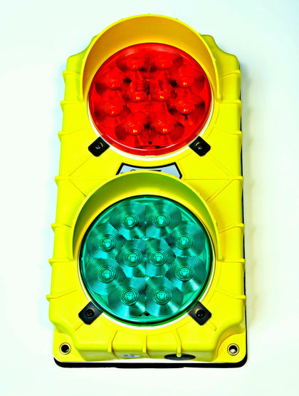 Traffic dock light